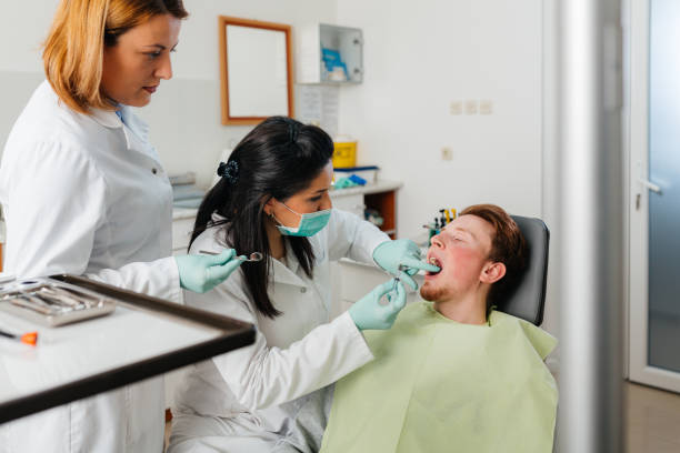 Best Emergency Dentist for Knocked-Out Tooth in Huron, CA